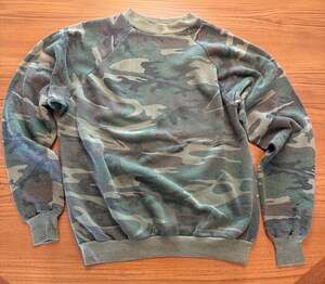 Vintage Healthknit Camouflage Raglan Crewneck Sweatshirt Size XL